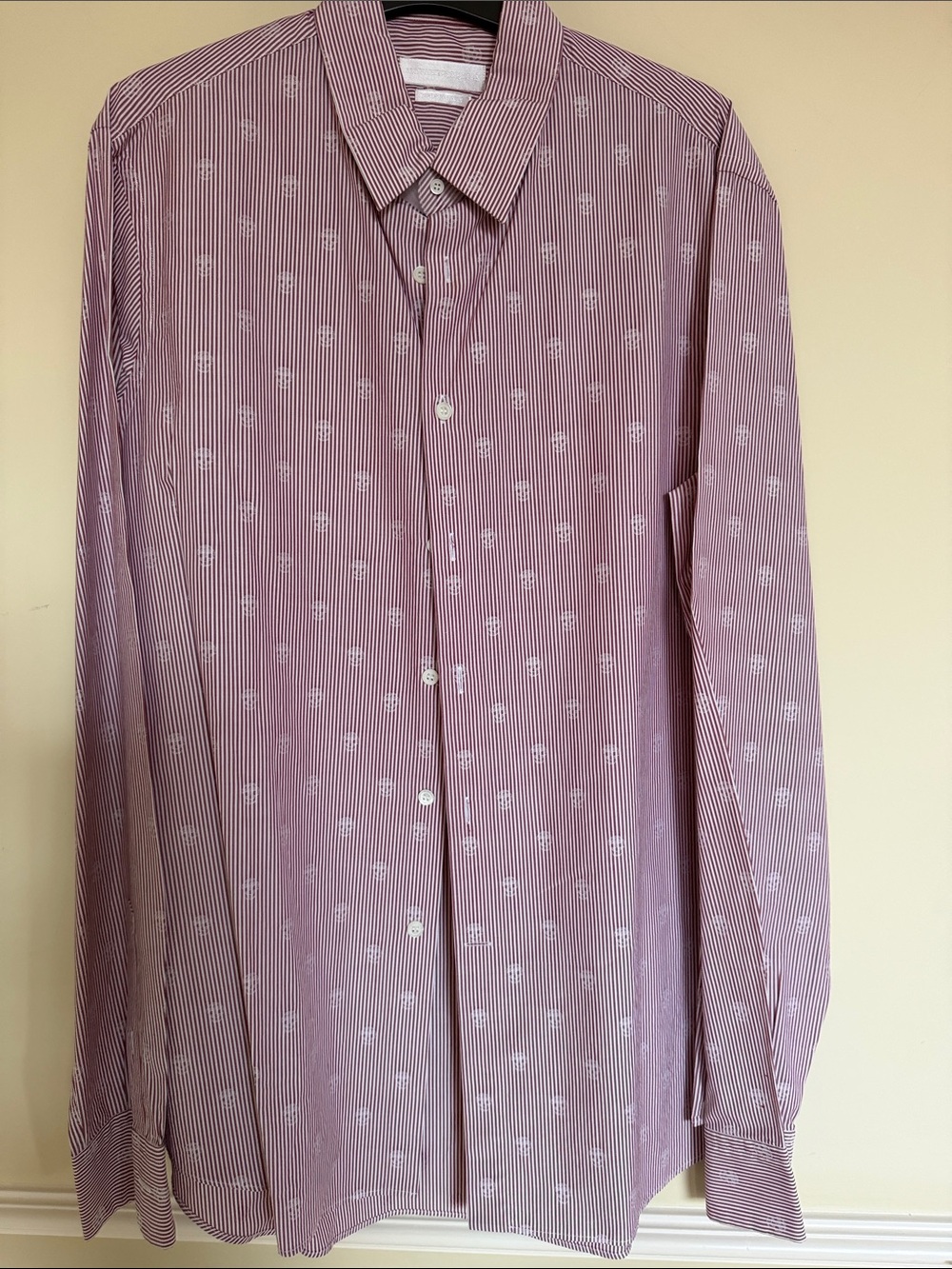 Alexander McQueen Men's Mauve Pinstripe Shirt with White Skulls Motif